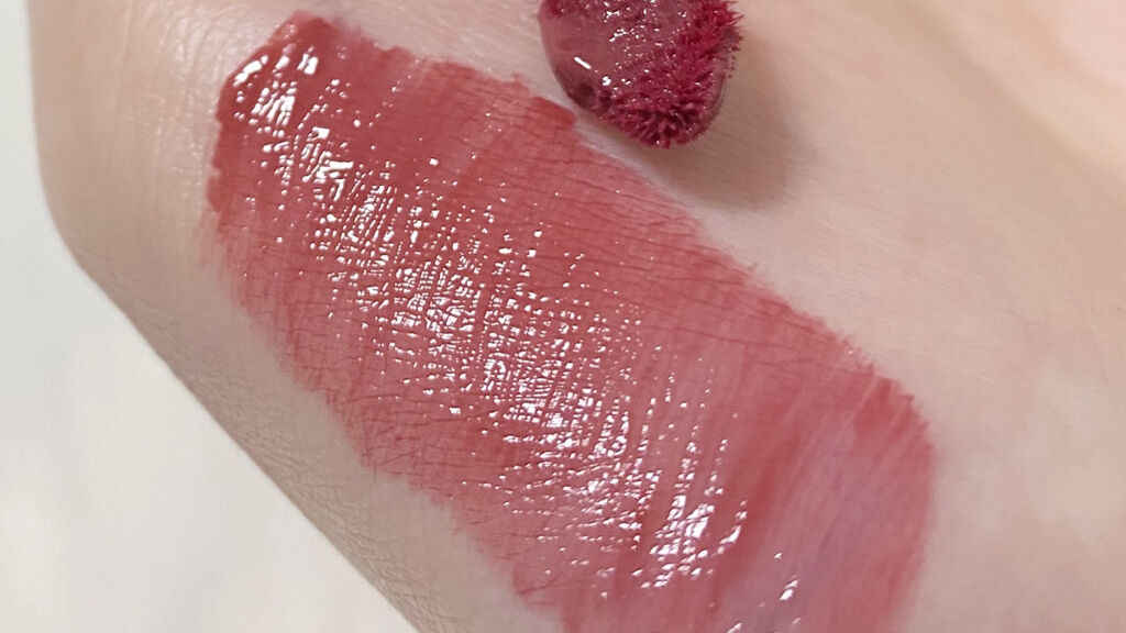 ルージュ ピュールクチュール ヴェルニ ウォーターステイン/YVES SAINT LAURENT BEAUTE/口紅を使ったクチコミ（2枚目）