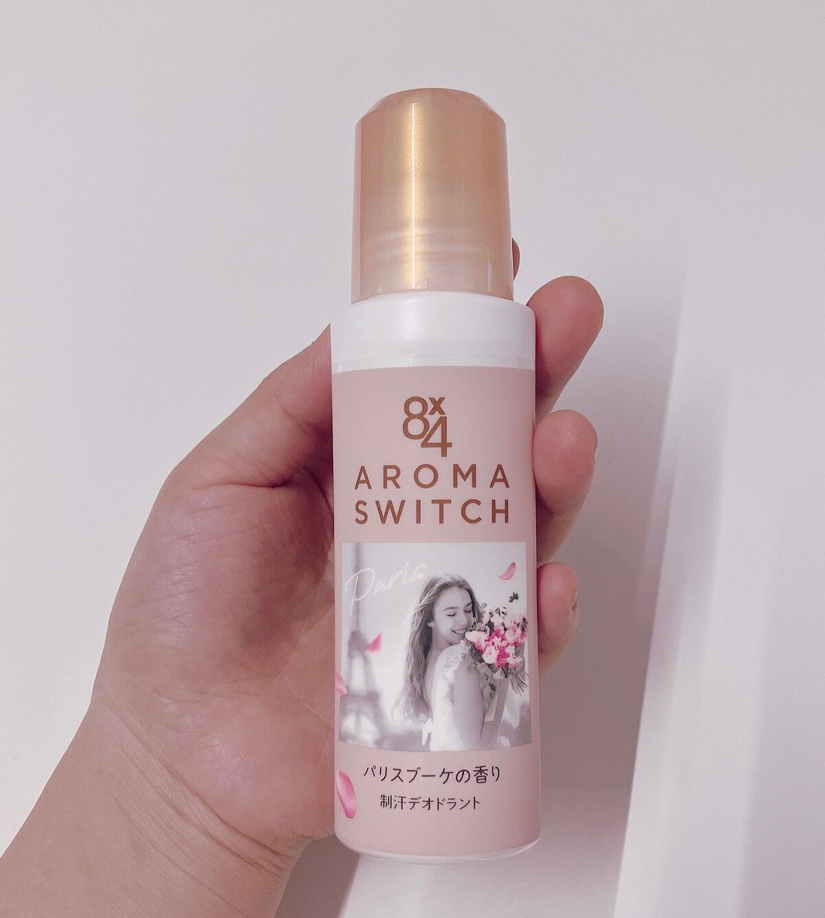 8x4 アロマスイッチ ロールオン パリスブーケの香り/8x4/デオドラント・制汗剤を使ったクチコミ(3枚目)