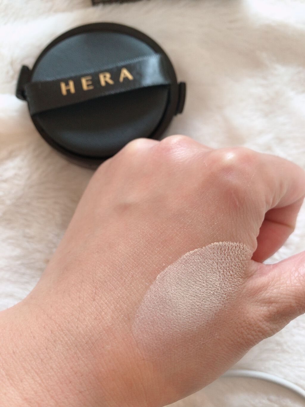 ブラック クッション/HERA/クッションファンデーションを使ったクチコミ（2枚目）