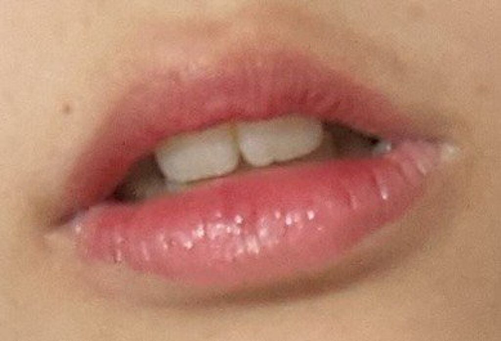 ジューシーラスティングティント/rom&nd/リップティントを使ったクチコミ(2枚目)