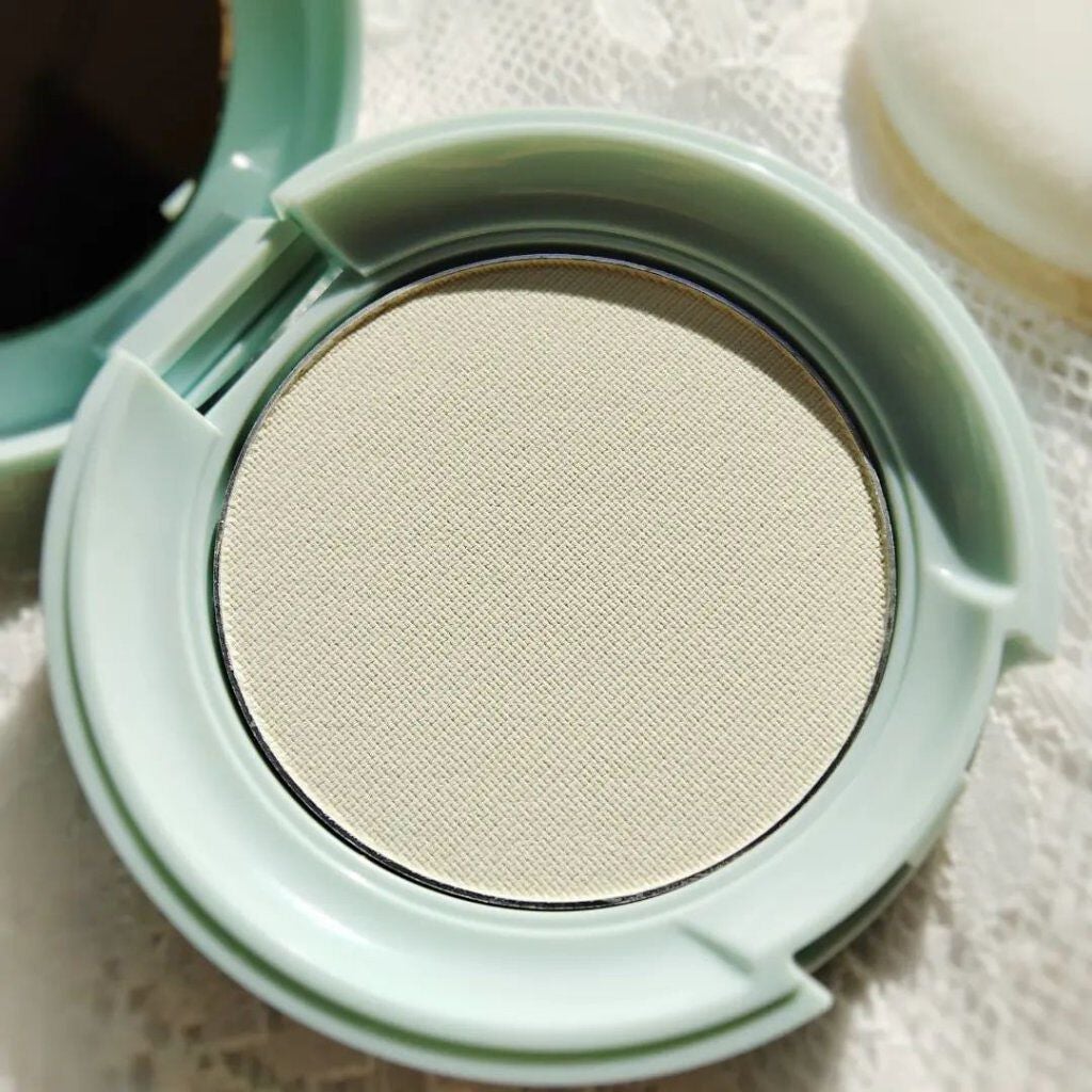 オイルコントロールパウダー<医薬部外品>/ファンケル/プレストパウダーを使ったクチコミ(2枚目)