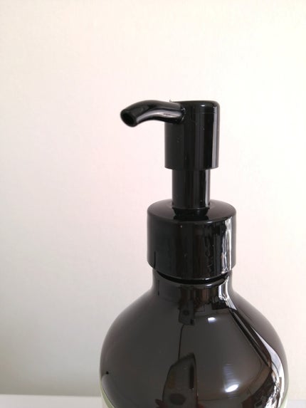 lili on LIPS 「『ホホバオイル(ゴールデン)アプレミディ』美容オイルです未精製..」(4枚目)