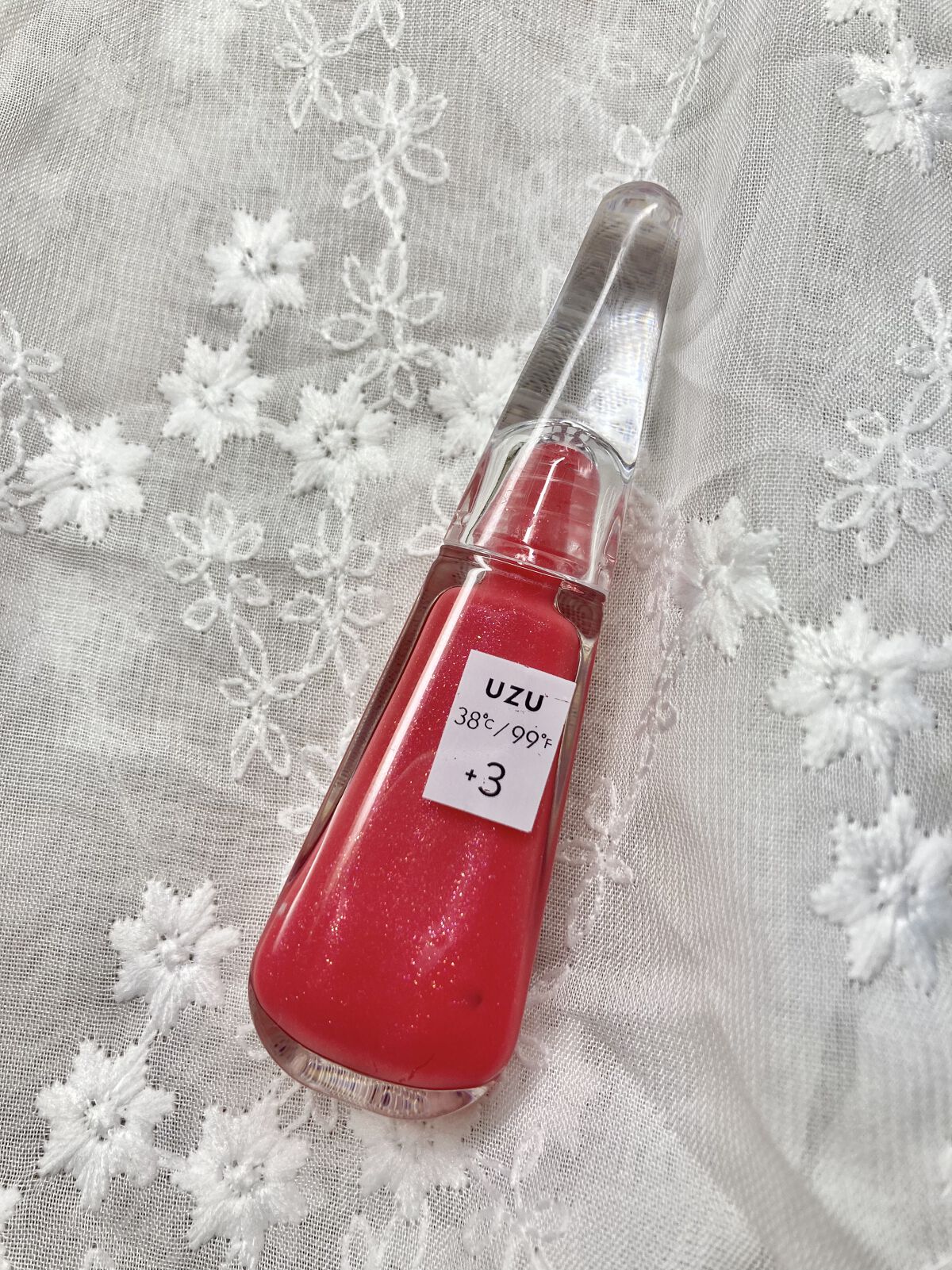 38°C / 99°F リップトリートメント (リップ美容液)/UZU BY FLOWFUSHI/リップケアを使ったクチコミ（1枚目）