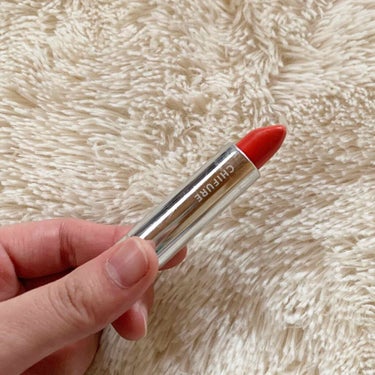 ＊
今回紹介するのは…
ちふれの口紅です💄✨
品番は461番になります!!
低価格で誰でも手が出やすい"ちふれコスメ"

実際私も気になって手を出してみたものの
いざ試してみると、、

保湿力 ★☆☆☆