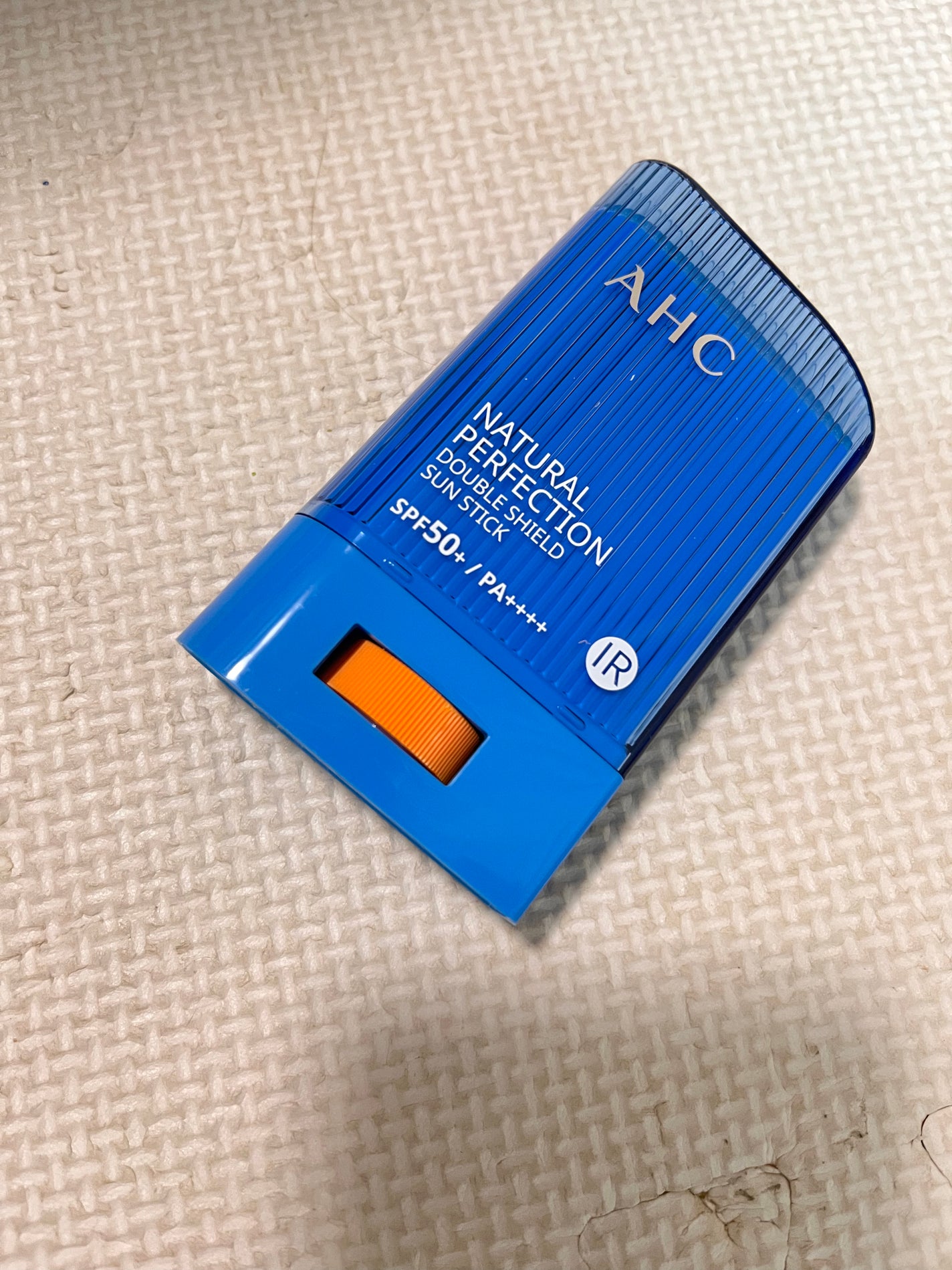 ナチュラルパーフェクションフレッシュサンスティック/AHC/日焼け止めスティックを使ったクチコミ(3枚目)