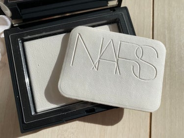 ライトリフレクティングセッティングパウダー　プレスト　N/NARS/プレストパウダーを使ったクチコミ（2枚目）