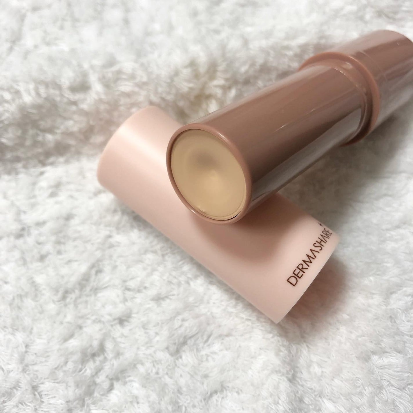 ヴィーガンナチュラルカバースティックファンデーション/DERMASHARE/その他ファンデーションを使ったクチコミ(2枚目)