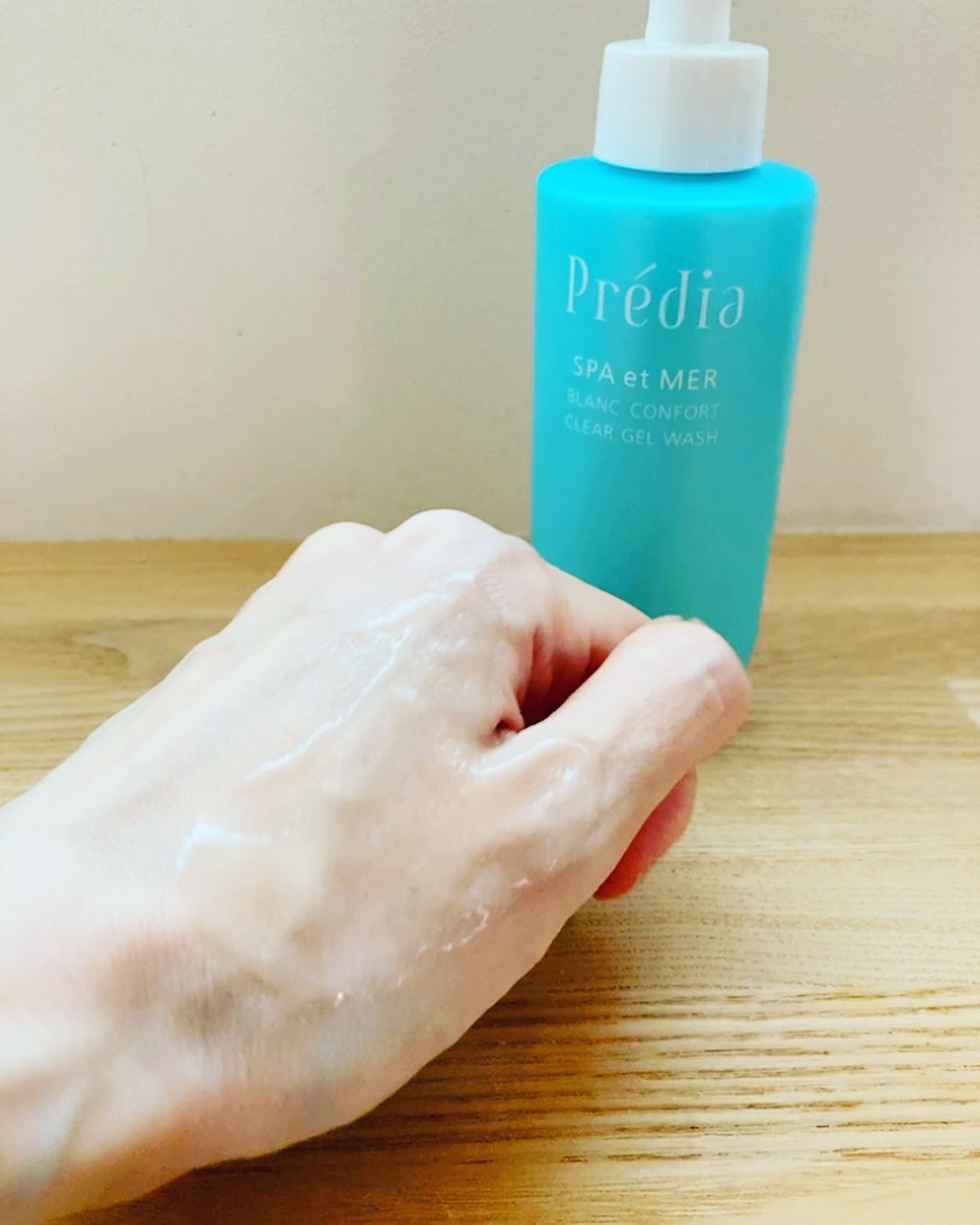 プレディア スパ・エ・メール ブラン コンフォール クリア ジェルウォッシュ/Prédia/ピーリングを使ったクチコミ（2枚目）
