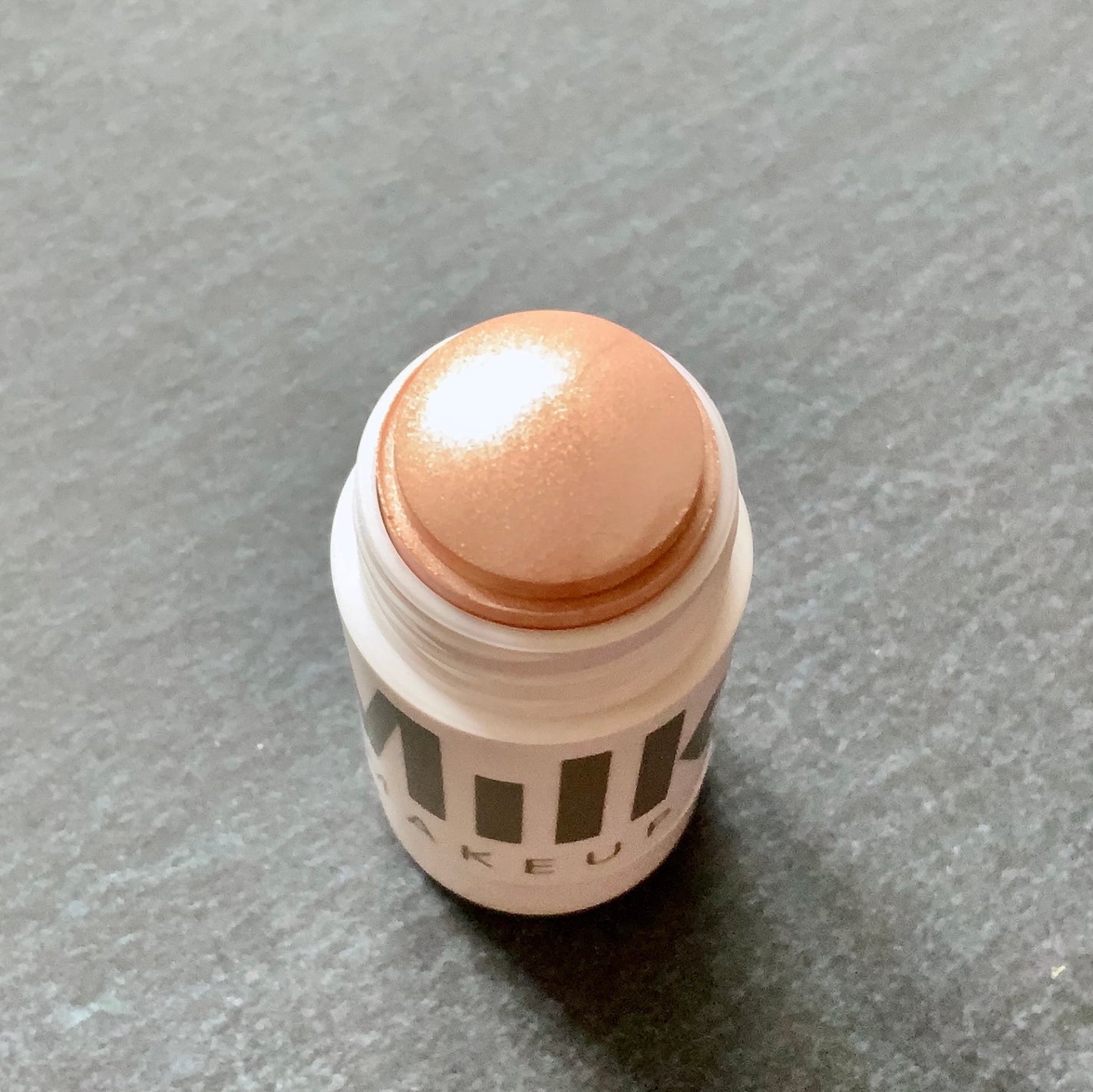 cream highlighter stick/Milk MAKEUP/スティックハイライトを使ったクチコミ(4枚目)