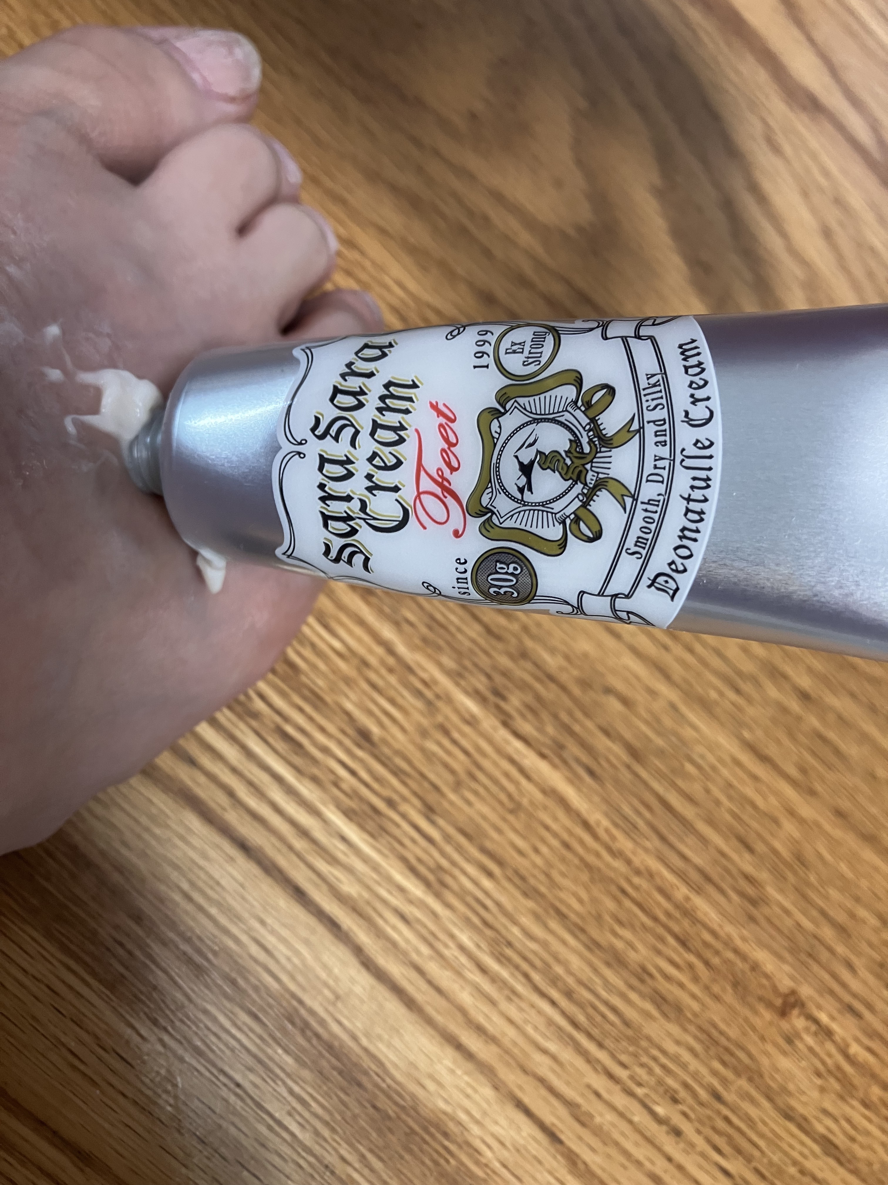 薬用足指さらさらクリーム/デオナチュレ/デオドラント・制汗剤を使ったクチコミ（3枚目）