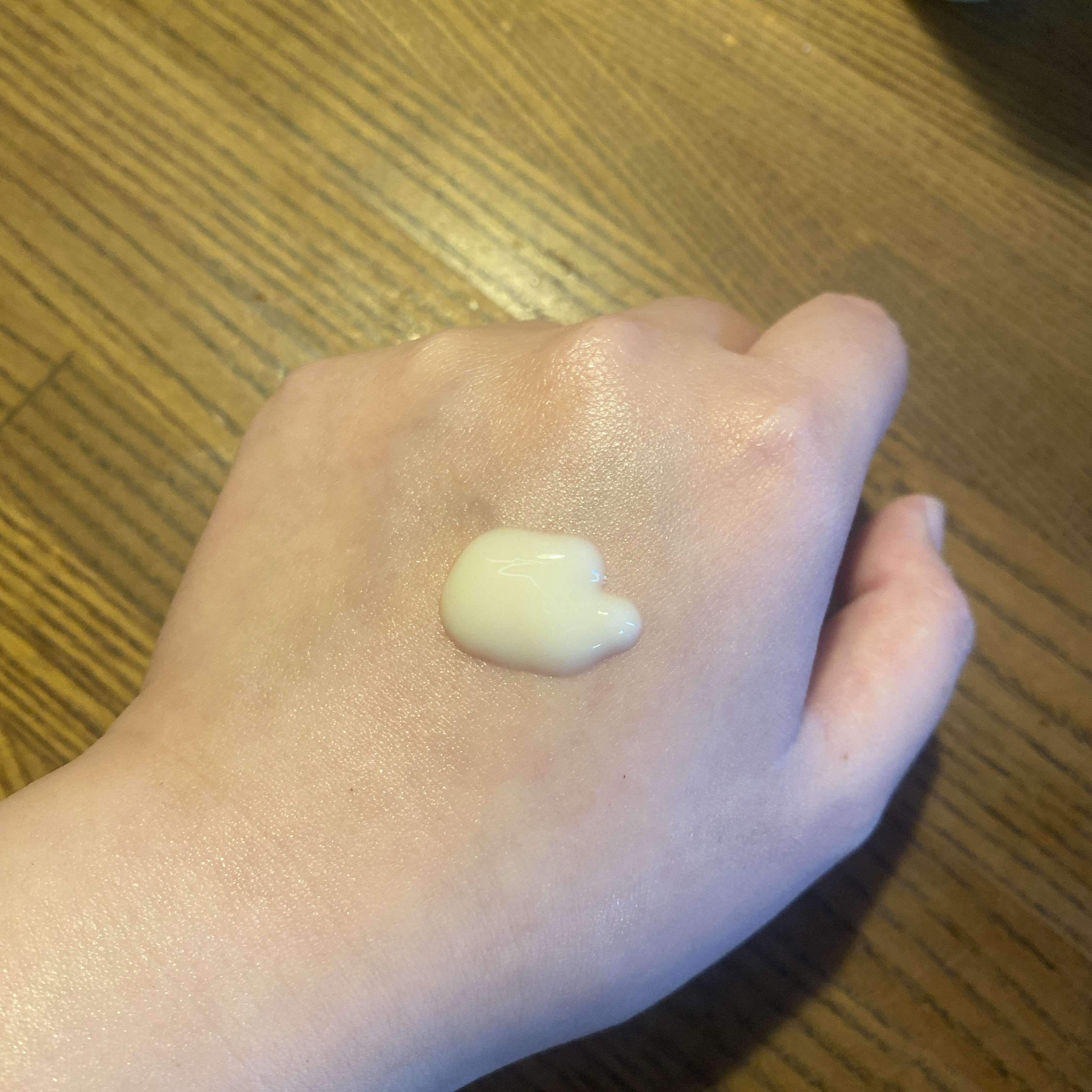 スーパーリッチシャイン ダメージリペア とろとろ補修ヘアクリーム/LUX/アウトバストリートメントを使ったクチコミ（2枚目）