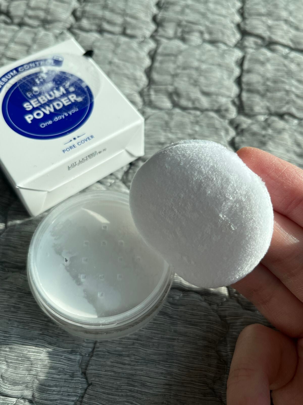 ポアセバムパウダー/One-day's you/ルースパウダーを使ったクチコミ(2枚目)