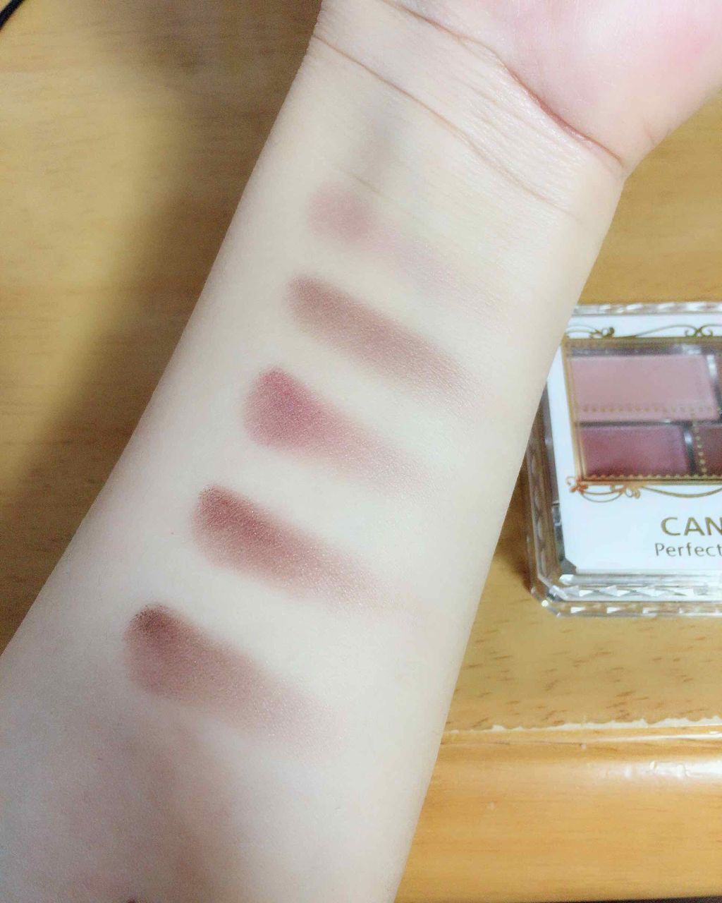 パーフェクトマルチアイズ/キャンメイク/アイシャドウパレットを使ったクチコミ(3枚目)