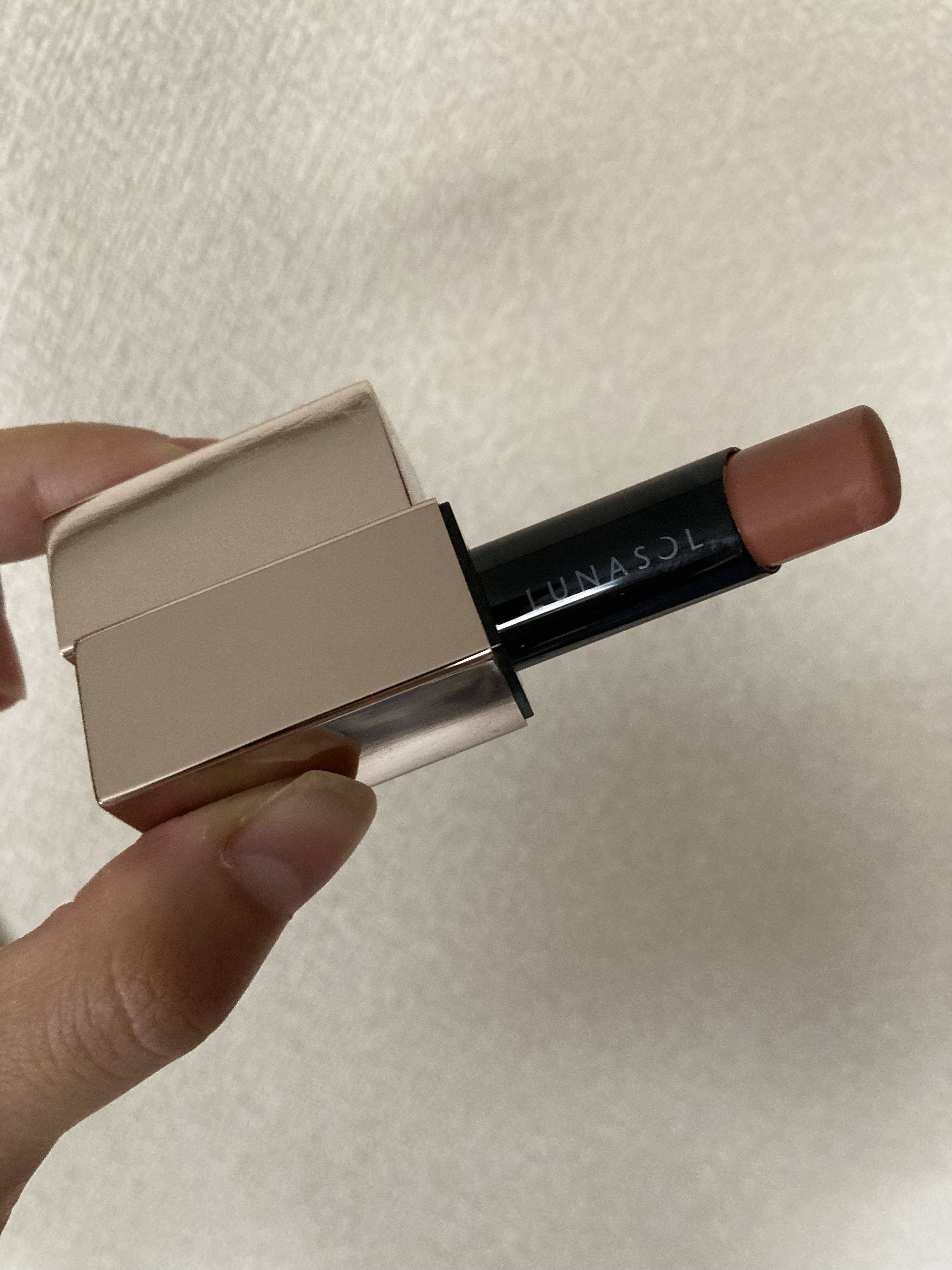 プランプメロウリップス サテン EX03/LUNASOL/口紅を使ったクチコミ（1枚目）