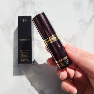 エモーションプルーフ アイ プライマー/TOM FORD BEAUTY/アイシャドウベースを使ったクチコミ（2枚目）