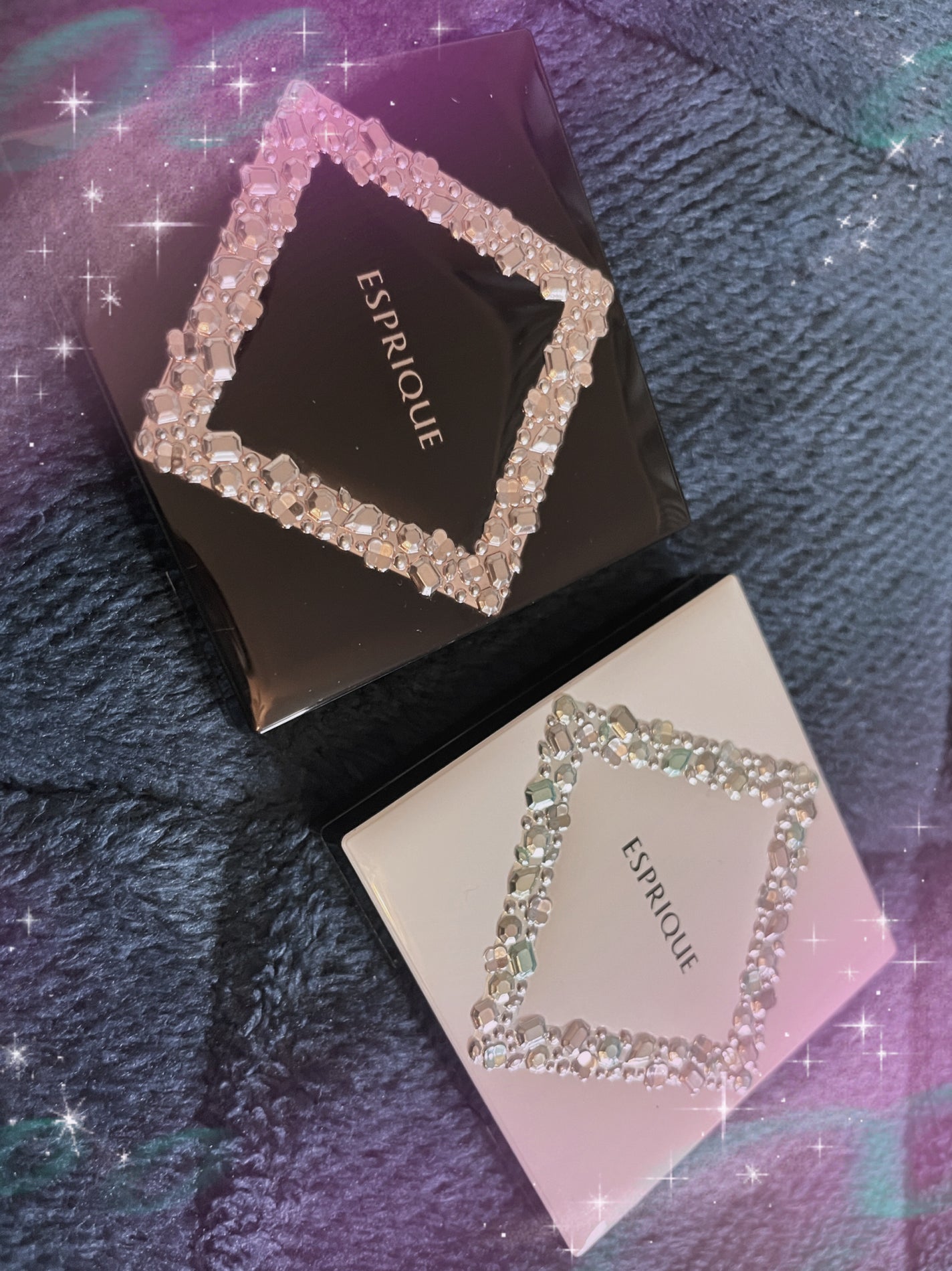 たんしおらぶ👅 on LIPS 「パッケージが可愛すぎるアイシャドウでした。ナチュラルなカラーで..」(1枚目)