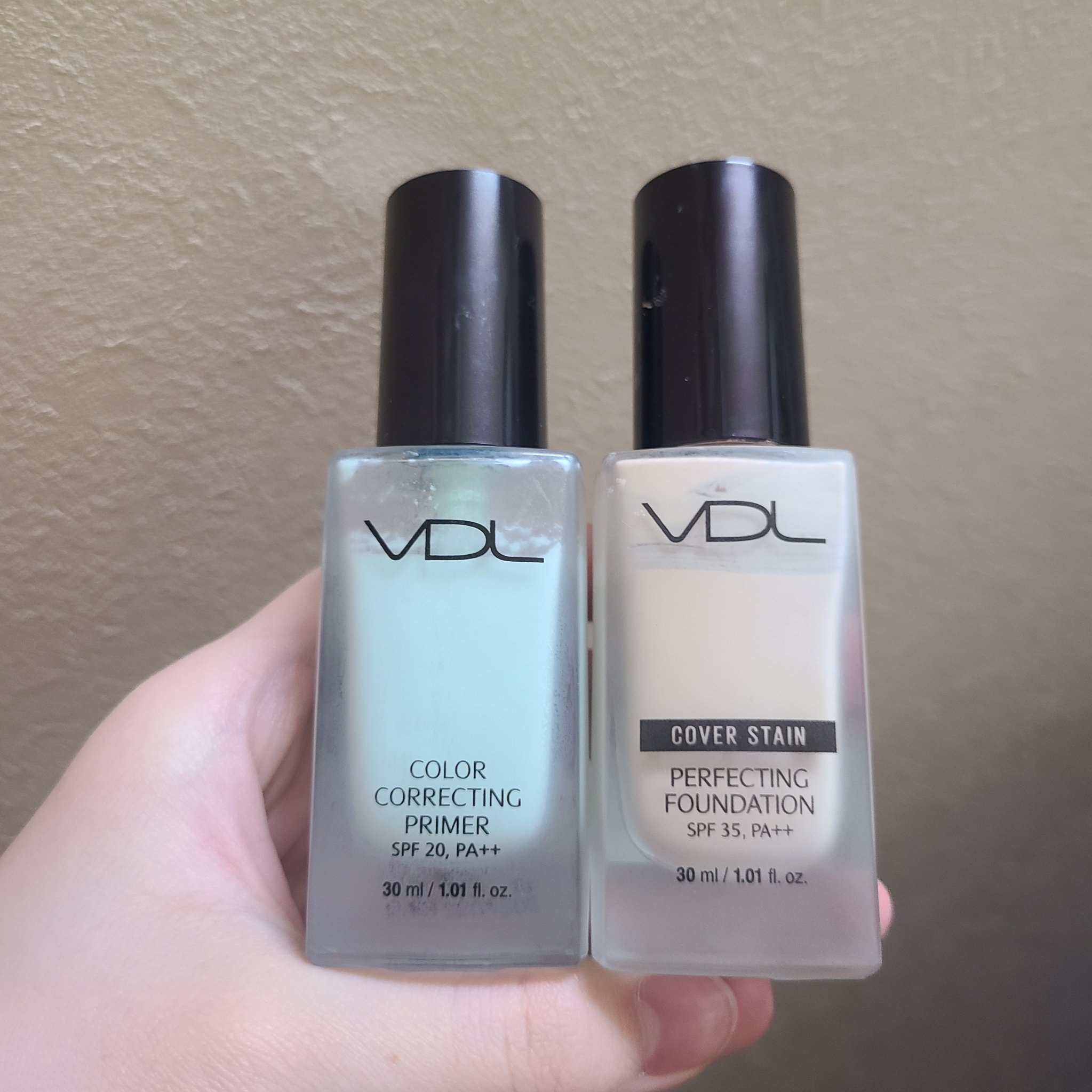 セカンドスキンエアリーパウダー/hince/プレストパウダーを使ったクチコミ（2枚目）