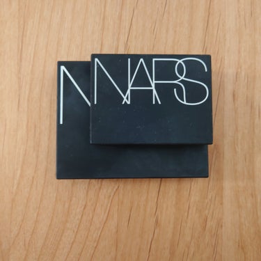 ライトリフレクティングセッティングパウダー　プレスト　N/NARS/プレストパウダーを使ったクチコミ（3枚目）