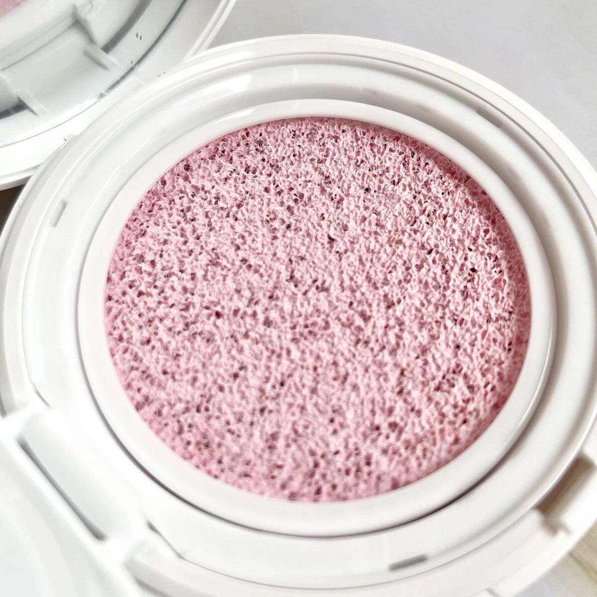 アディクション スキンケアUV タッチアップ クッション/ADDICTION/クッションファンデーションを使ったクチコミ（2枚目）