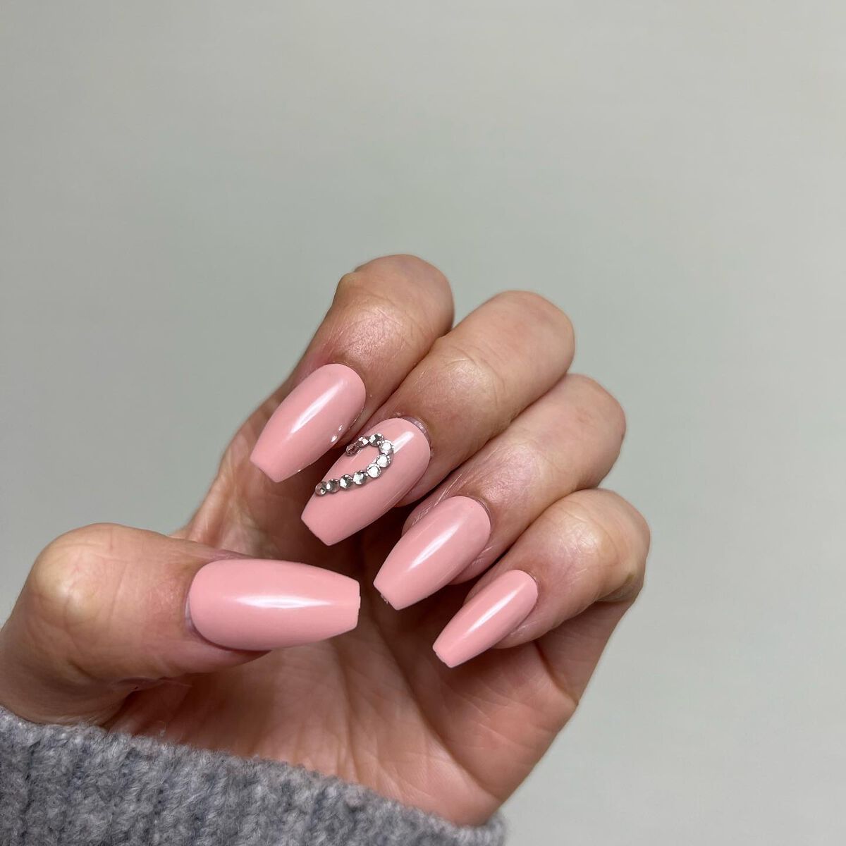 ayayan_yan on LIPS 「FINGERSUIT🌹女優さんや歌手の方も愛用しているつけ爪💅..」(3枚目)