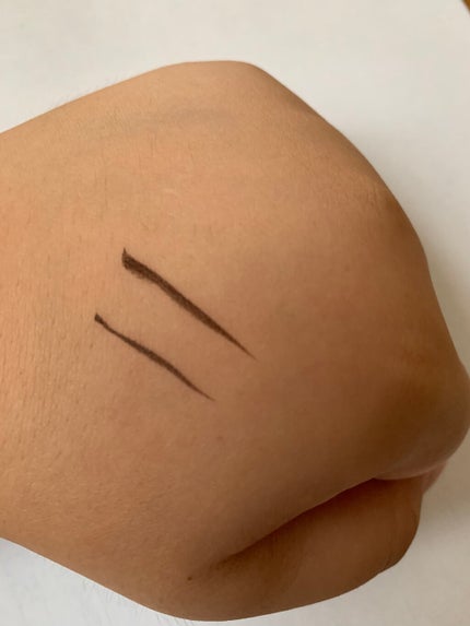 スキルレスライナー/LUMIURGLAS/リキッドアイライナーを使ったクチコミ(4枚目)