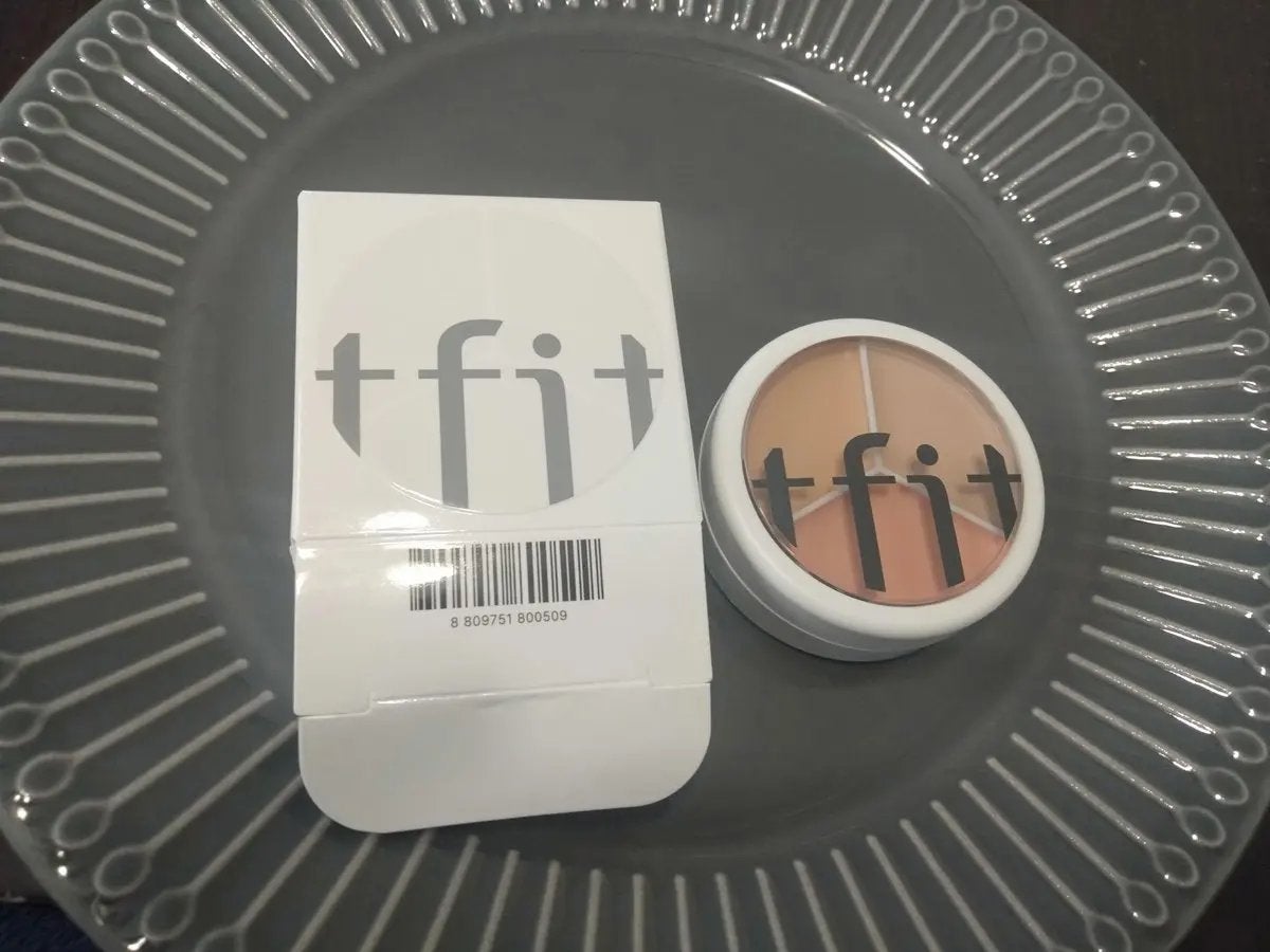 ããŒã€ãŒð¶ on LIPS ãTFITã®ã«ããŒã¢ããã³ã³ã·ãŒã©ãŒâ€æ°è²ã®03COOLããæäŸ..ãïŒ1æç®ïŒ