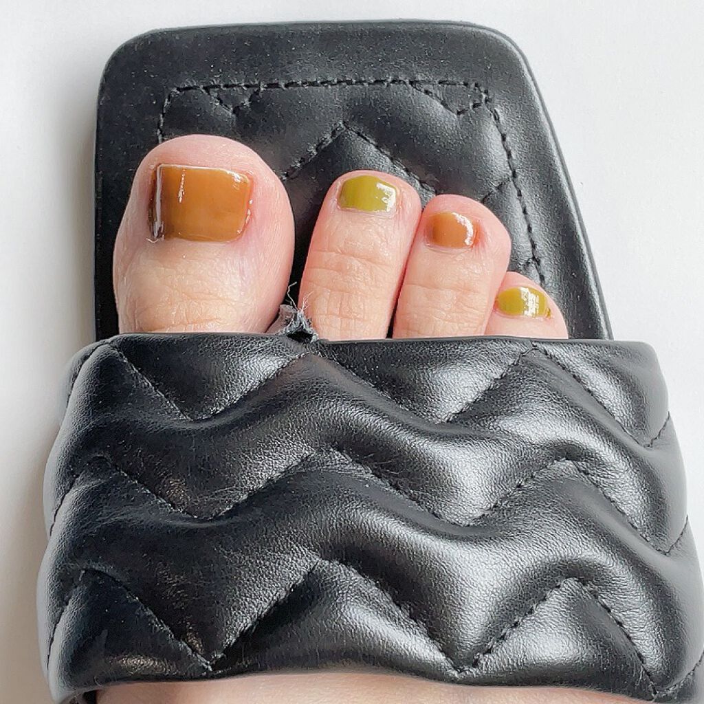 ザ ネイルポリッシュ L 104C Flawless Energy/ADDICTION/マニキュアを使ったクチコミ（3枚目）