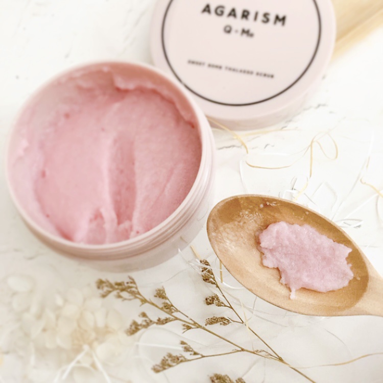 Q+Me スウィート ボム タラソ スクラブ/AGARISM/バストケア・ヒップケアを使ったクチコミ（2枚目）