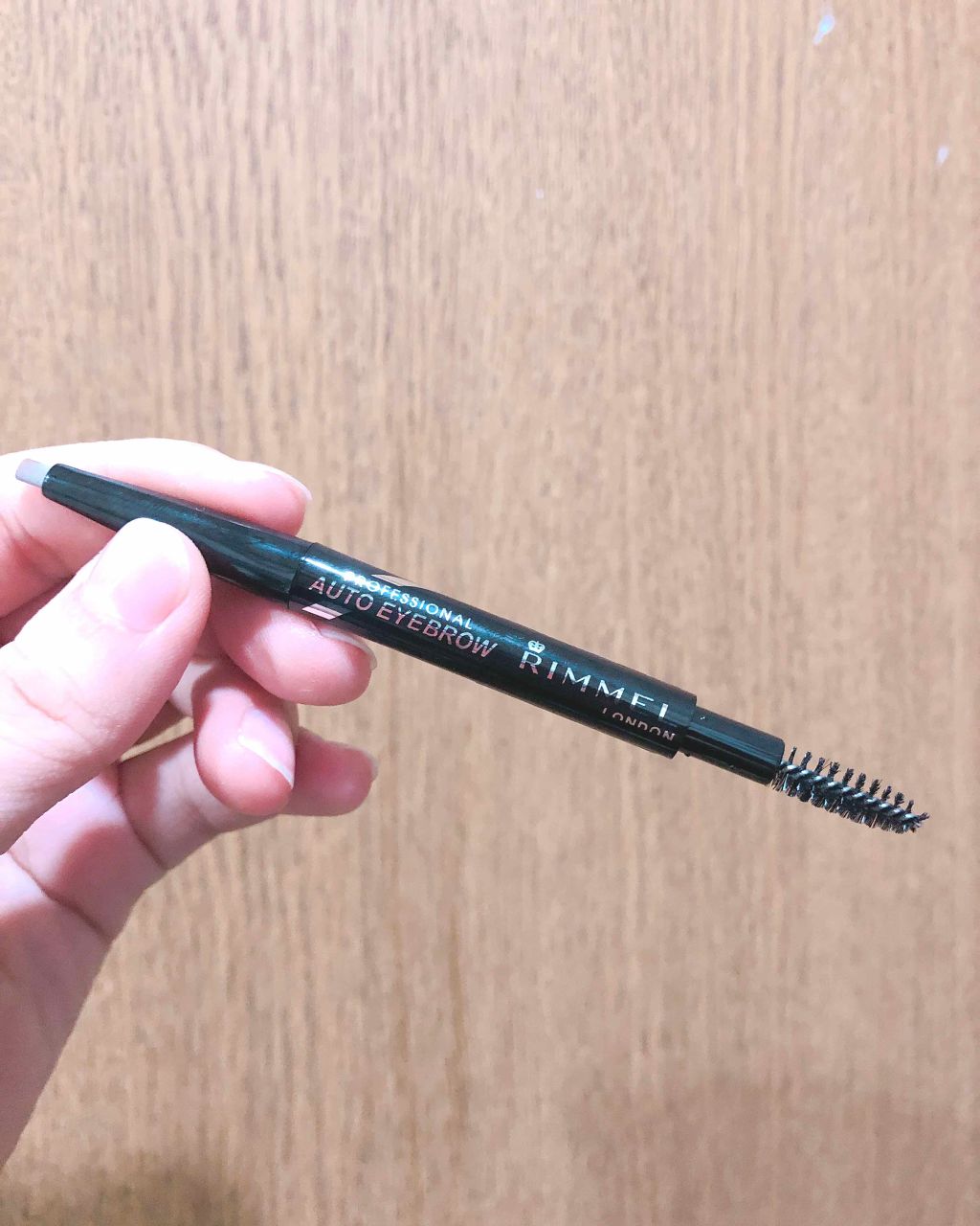 プロフェッショナル オートアイブロウ/リンメル ロンドン/アイブロウペンシルを使ったクチコミ（1枚目）