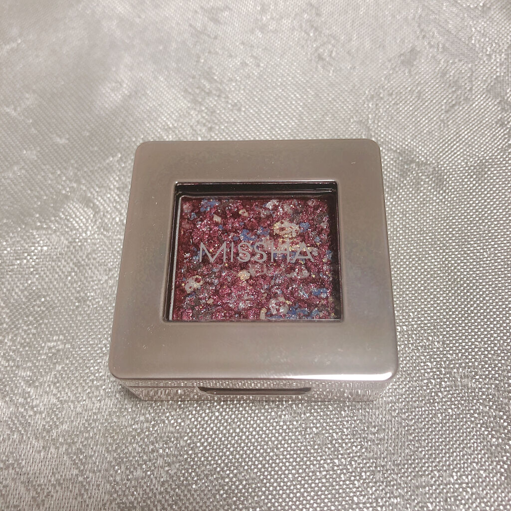 グリッタープリズム シャドウ GVL02 パフュームプリズム/MISSHA/グリッターを使ったクチコミ（2枚目）