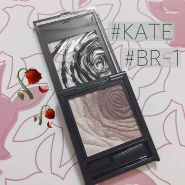 🌱KATE ダークローズシャドウ BR-1
LIPSさんから頂きました！！まさか本当に当たると思ってなくてとっても嬉しかったです︎☺︎

色
→白色のラメはギラギラはしてなくて、細かいラメがいっぱいです