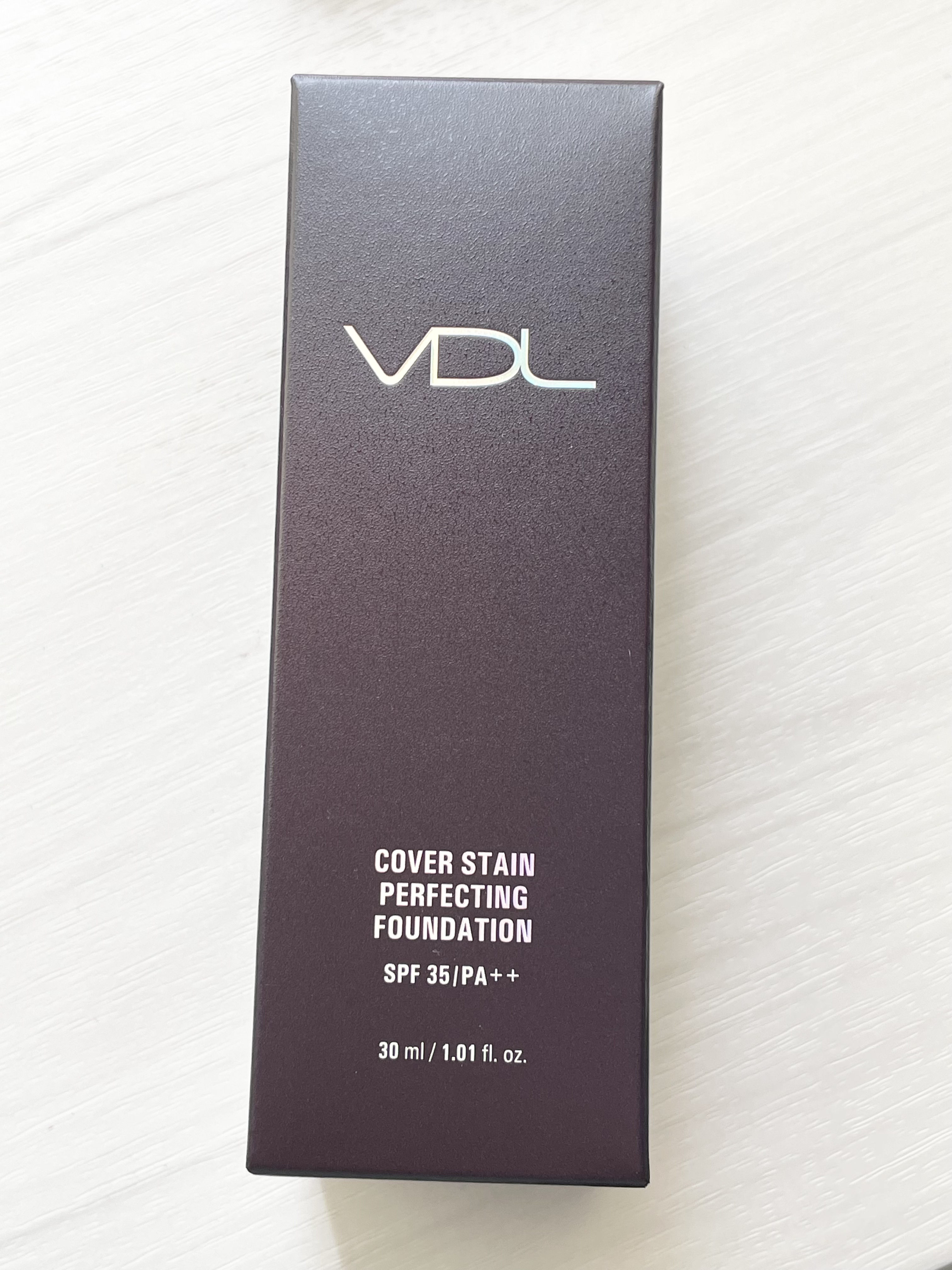 カバーステイン パーフェクティング ファンデーション Ａ00 ライトオークル00/VDL/リキッドファンデーションを使ったクチコミ（1枚目）