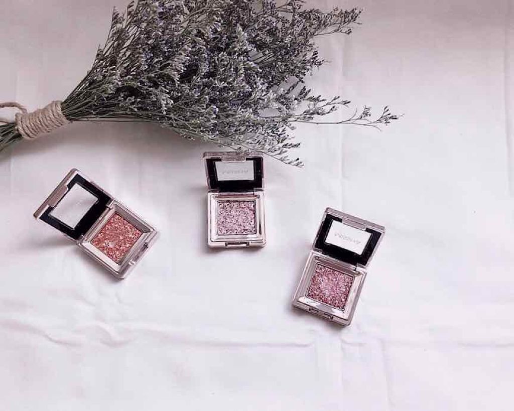 グリッタープリズム シャドウ/MISSHA/グリッターを使ったクチコミ（1枚目）