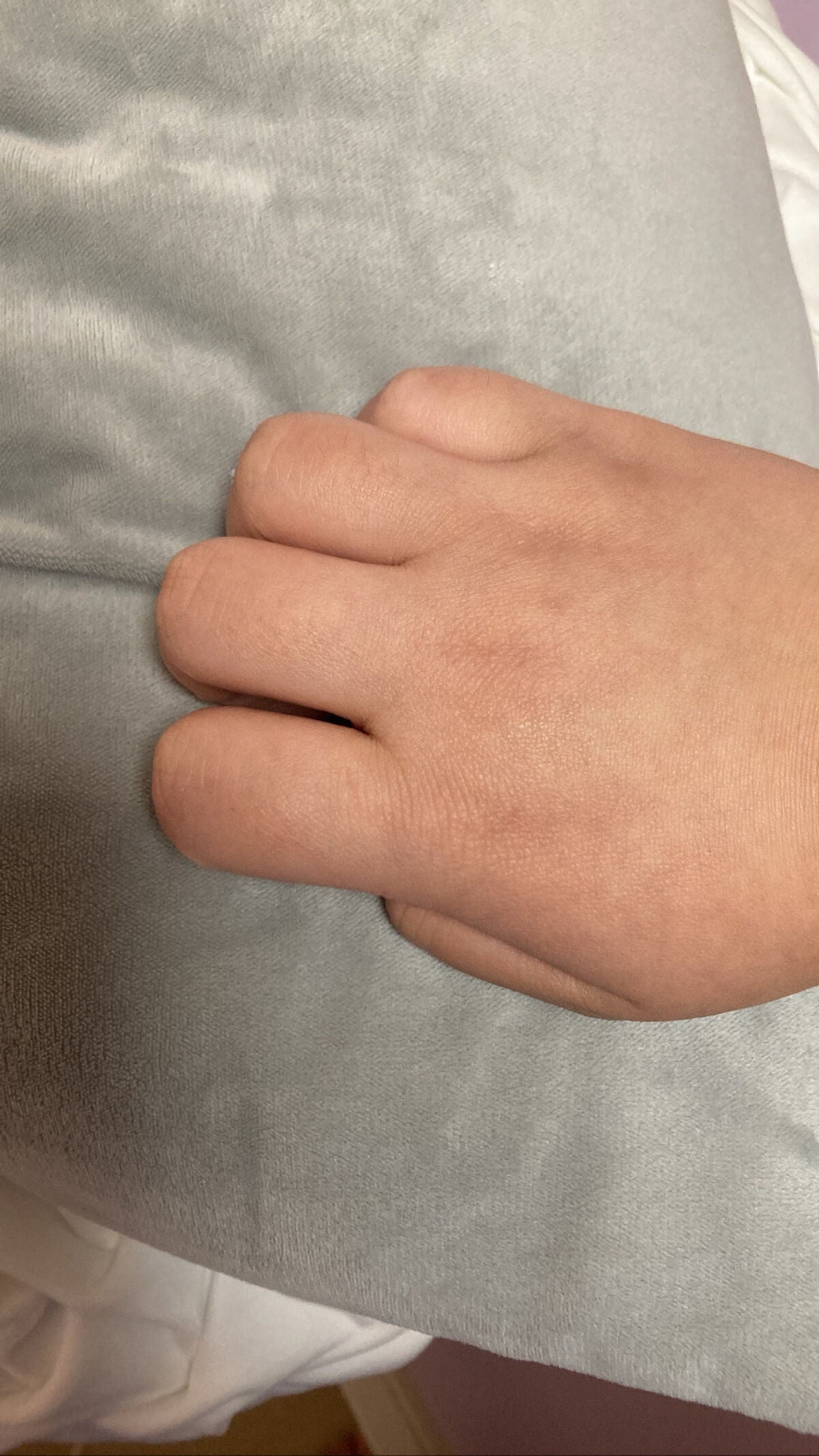 ポアレスエアリーベース/キャンメイク/化粧下地を使ったクチコミ(4枚目)