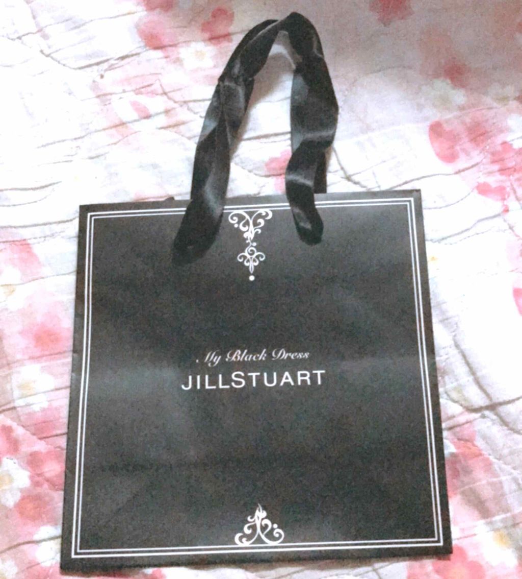 ドレスド ルージュ/JILL STUART/口紅を使ったクチコミ（2枚目）