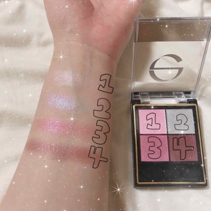 リアルクローズシャドウ/excel/アイシャドウパレットを使ったクチコミ(2枚目)