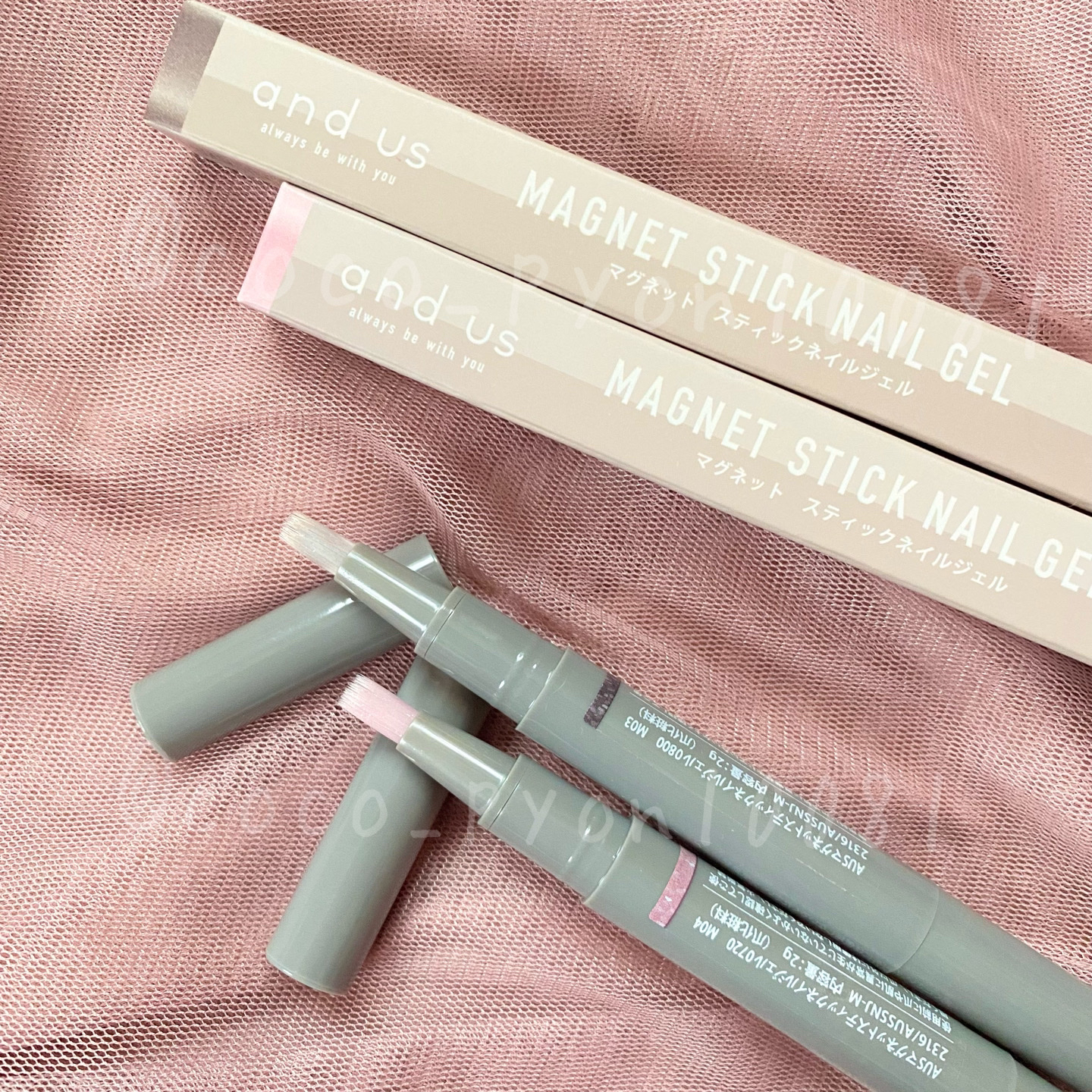 マグネットスティックネイルジェル/3COINS/ジェルネイルを使ったクチコミ（2枚目）