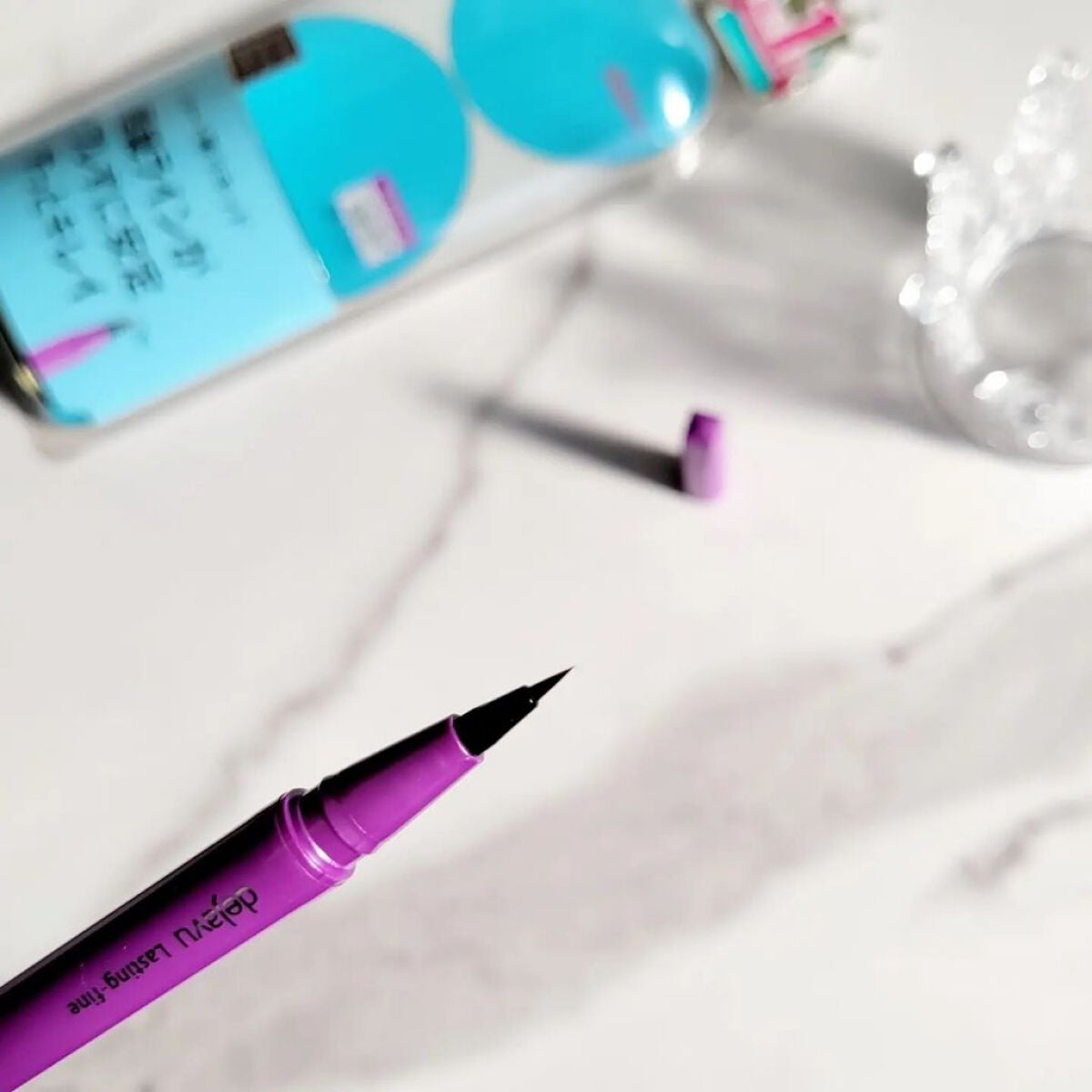 「密着アイライナー」ショート筆リキッド/デジャヴュ/リキッドアイライナーを使ったクチコミ(3枚目)