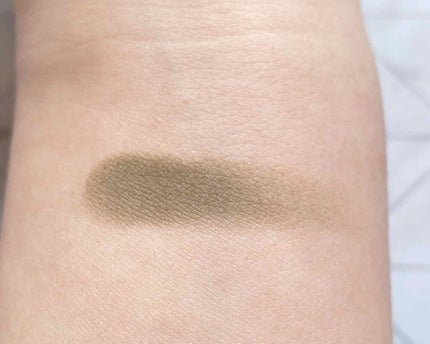 プリズム パウダーアイカラー/リンメル ロンドン/単色アイシャドウを使ったクチコミ(2枚目)