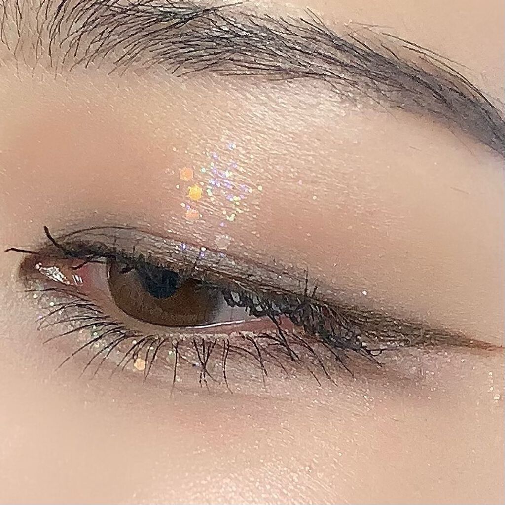 ダズリングアイグリッター/NAMING./リキッドアイシャドウを使ったクチコミ(5枚目)