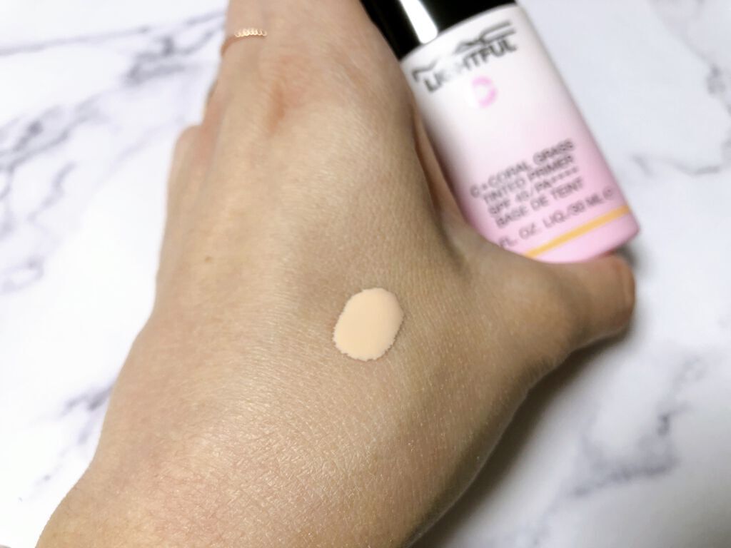 ライトフル Ｃ＋ティンティッド プライマーSPF45(PA++++)/M・A・C/化粧下地を使ったクチコミ（2枚目）