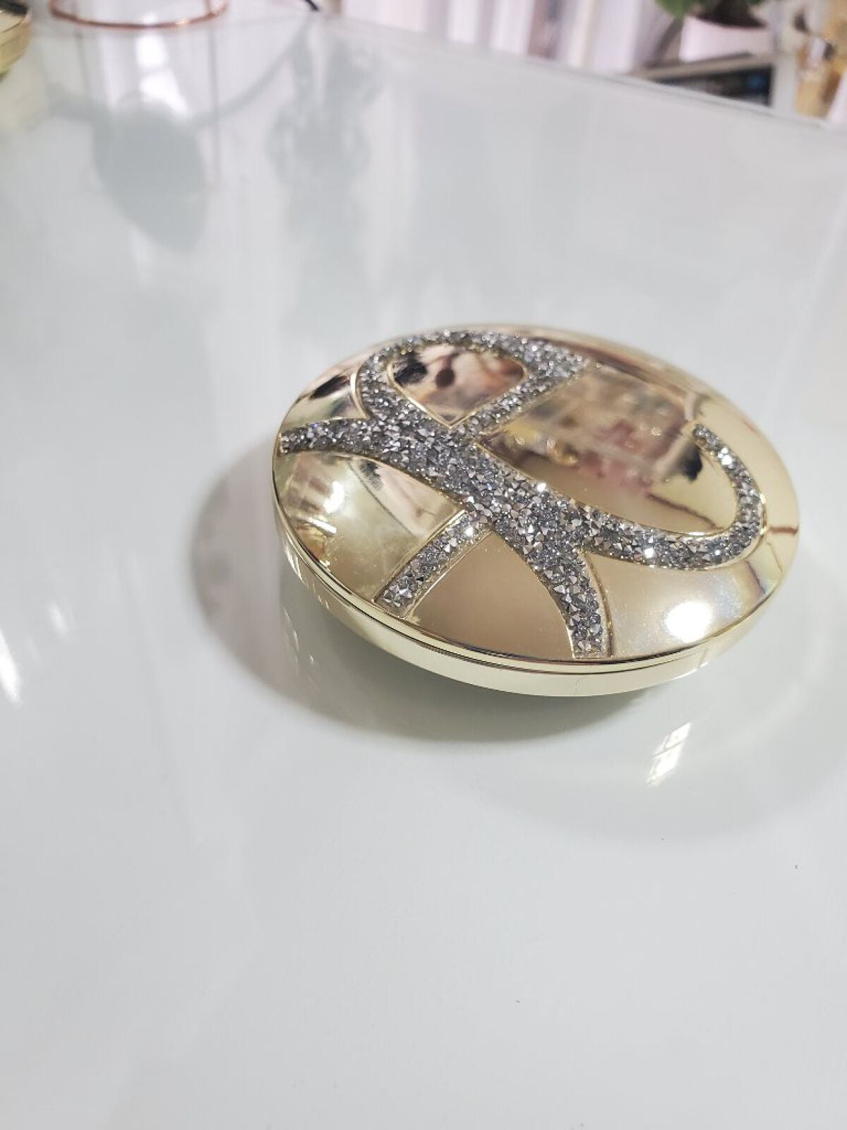 ラ プードル オートニュアンス/Elégance/プレストパウダーを使ったクチコミ(1枚目)