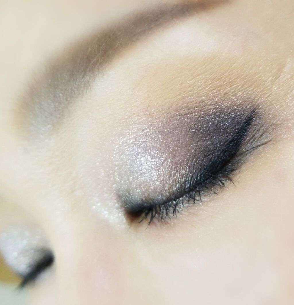 GLAMAZON PIGMENT PALETTE/Scott Barnes/アイシャドウパレットを使ったクチコミ(7枚目)