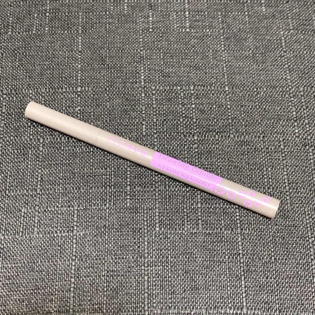 「密着アイライナー」しなやか筆リキッド/デジャヴュ/リキッドアイライナーを使ったクチコミ（3枚目）