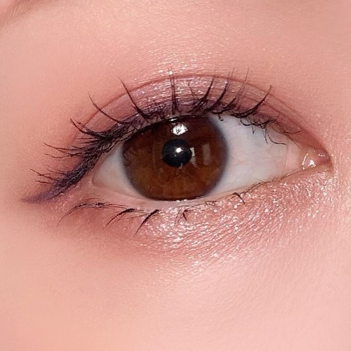 ミネラルスムースリキッドアイライナー ピンクグレージュ/エトヴォス/リキッドアイライナーを使ったクチコミ（2枚目）