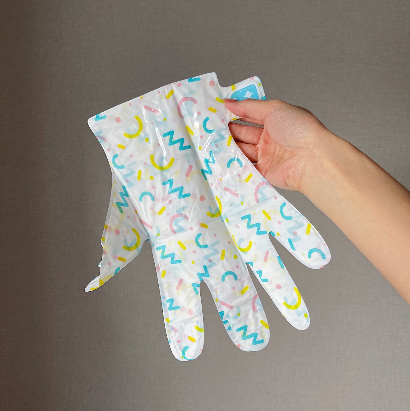 ミルキーモイスチャーハンドマスク/MADFORCOS/ハンドクリームを使ったクチコミ(3枚目)