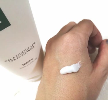 GLACIER CENTELLA CLEANSING FOAM/feelxo/クレンジングクリームを使ったクチコミ（3枚目）