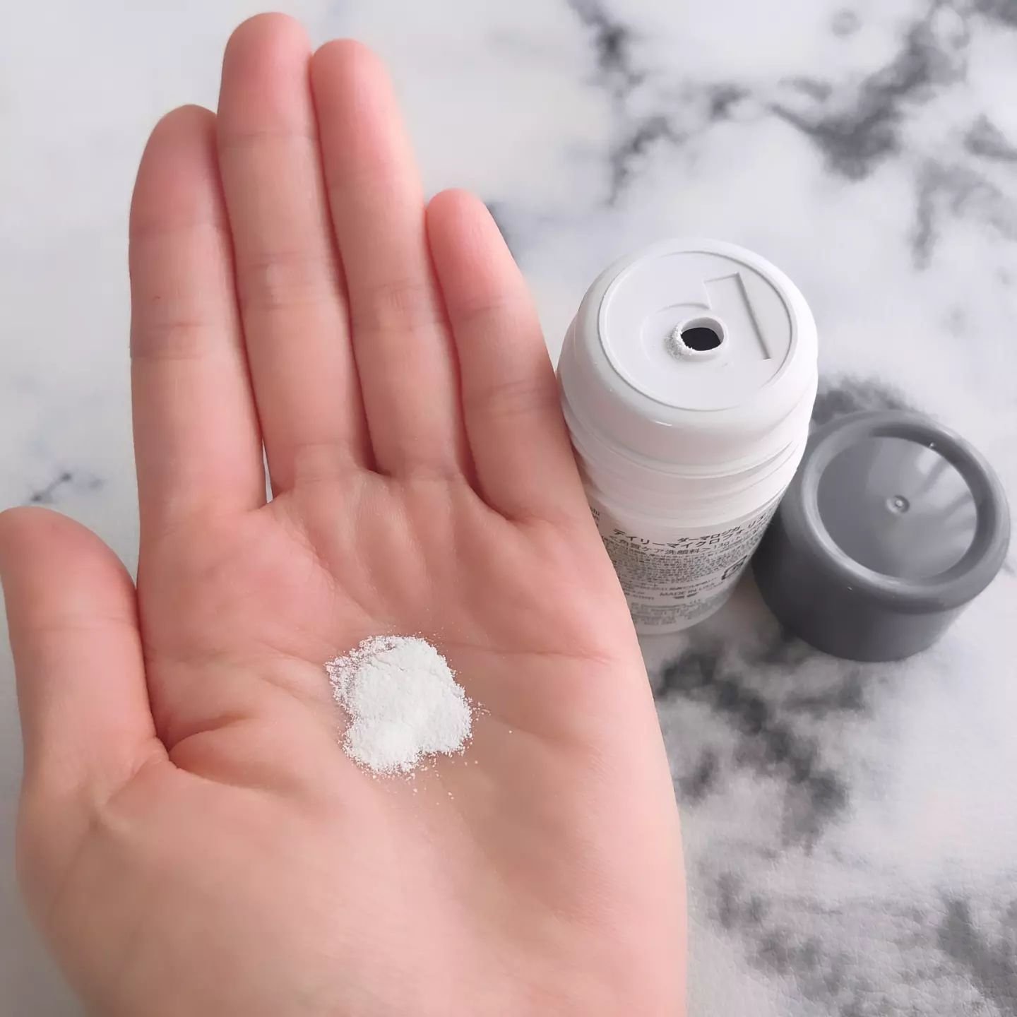 デイリーマイクロフォリエント 13g/ダーマロジカ/洗顔パウダーを使ったクチコミ（3枚目）