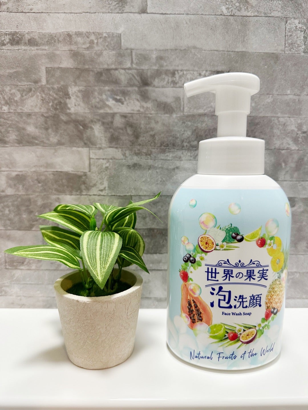 世界の果実 すっきり泡洗顔/世界の果実/泡洗顔を使ったクチコミ（1枚目）
