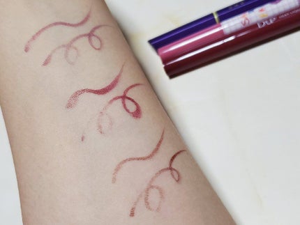 サラダdeフルーツカラーリキッドアイライナーWP 08ラズベリー/FLORTTE/リキッドアイライナーを使ったクチコミ(3枚目)